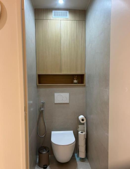 Apartment Superb T2 Avec Balcon 10mn De La Gare Montparnasse