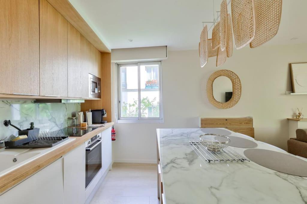 Superb T2 Avec Balcon 10mn De La Gare Montparnasse Paris